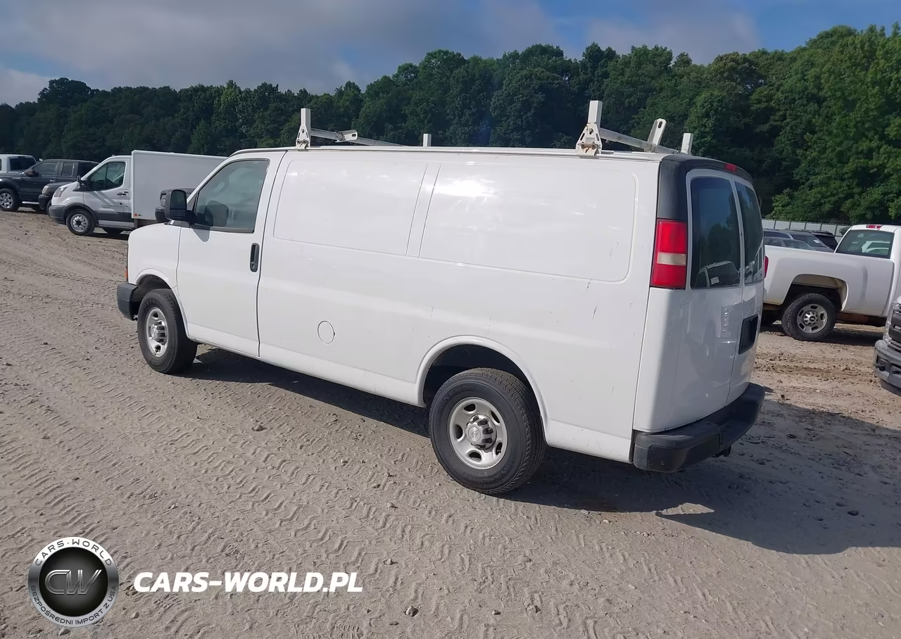 2016 Chevrolet Express 2500 Work Van VIN:1GCWGAFF5G1272894 - 3