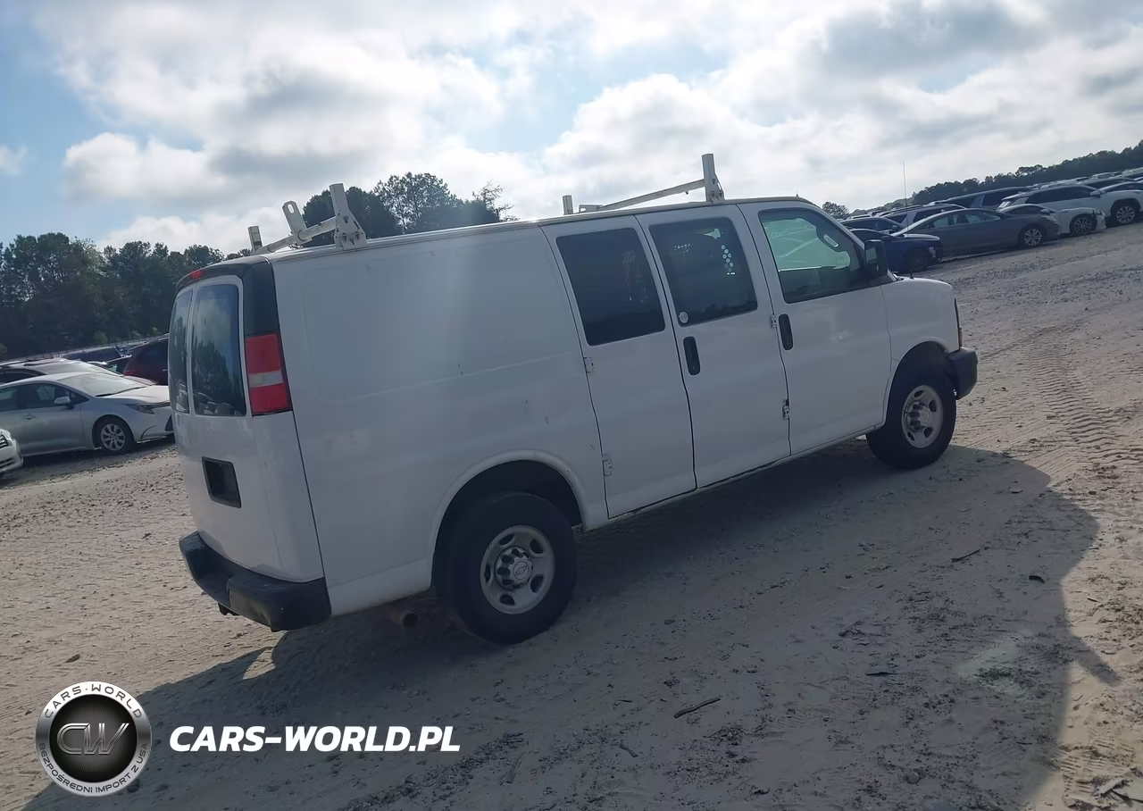 2016 Chevrolet Express 2500 Work Van VIN:1GCWGAFF5G1272894 - 4