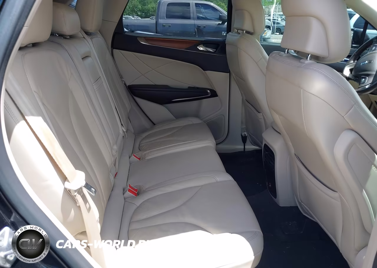 2017 Lincoln Mkc Select VIN:5LMCJ2C92HUL12138 - 8