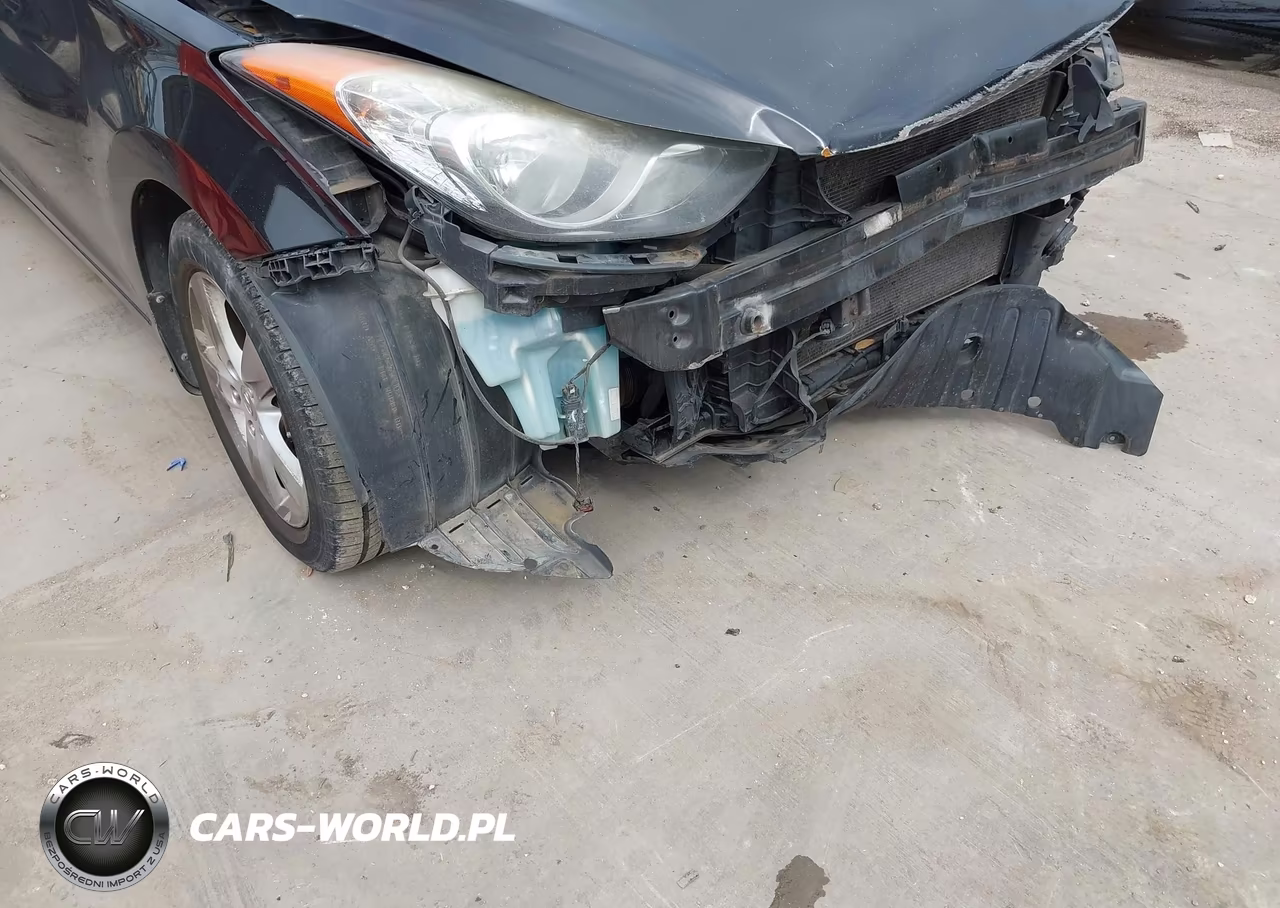 2013 Hyundai Elantra Gls VIN:5NPDH4AE6DH275568 - 6