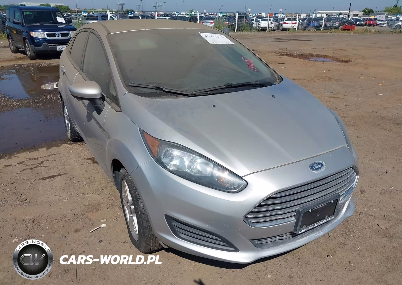 Główne zdjęcie 2018 Ford Fiesta Se