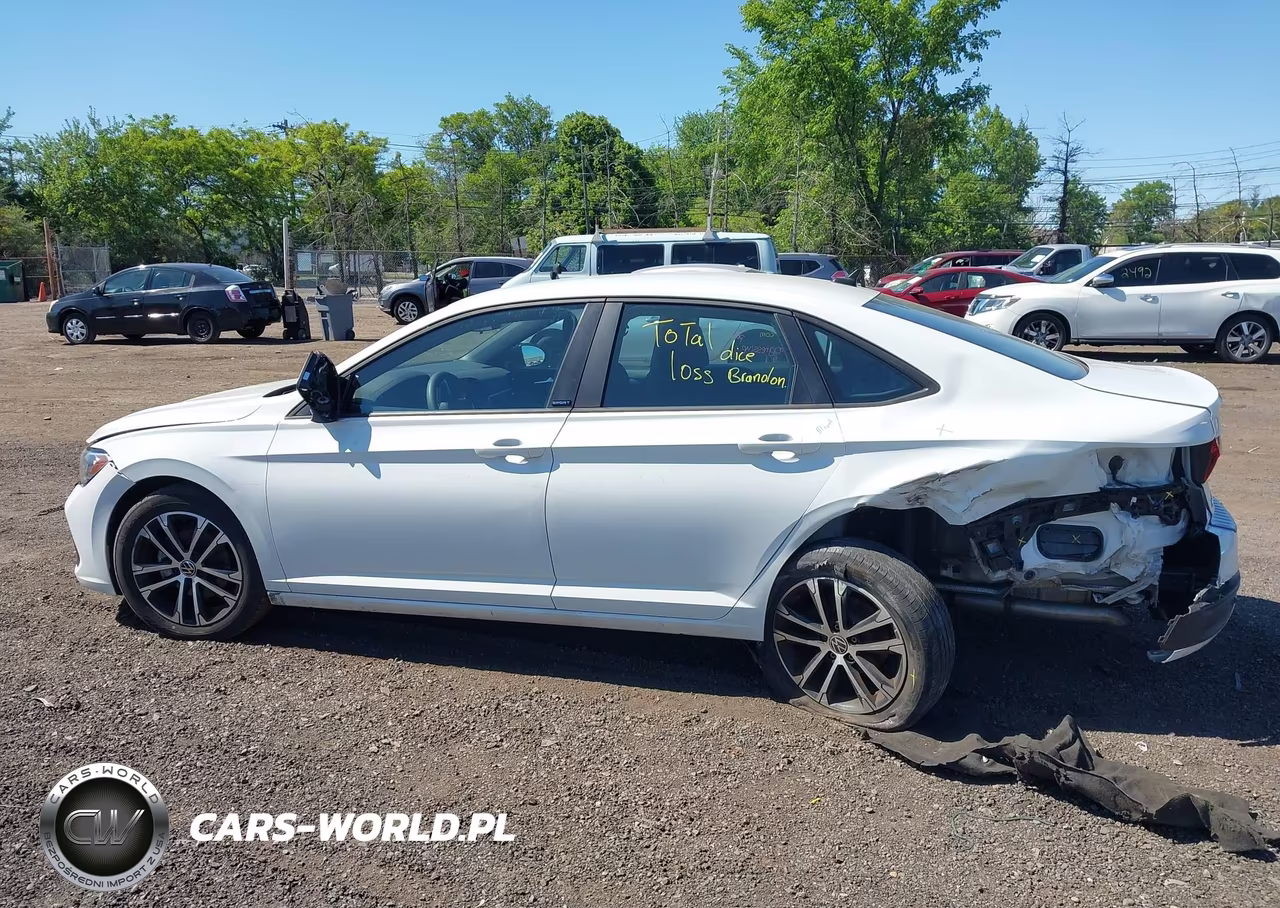 2023 Volkswagen Jetta 1.5T Sport VIN:3VWBM7BU9PM021830 - 14