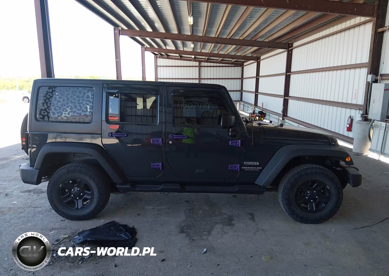 2017 Jeep Wrangler Unlimited Sport 4X4 VIN:1C4BJWDG3HL531980 - 13