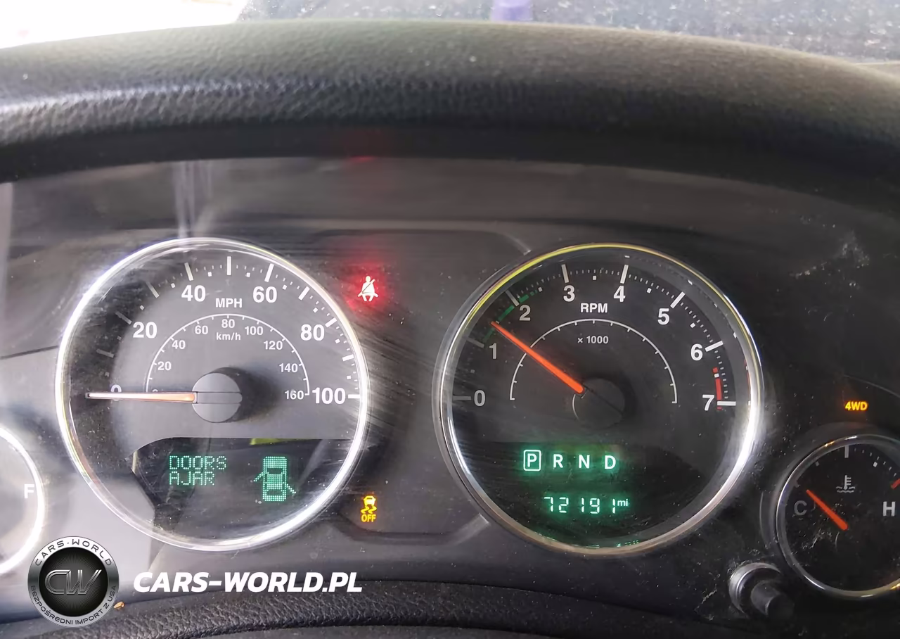 2017 Jeep Wrangler Unlimited Sport 4X4 VIN:1C4BJWDG3HL531980 - 7