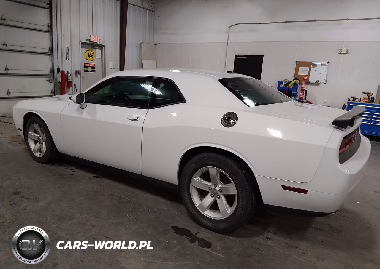 2013 Dodge Challenger Sxt VIN:2C3CDYAG0DH553782 - 3