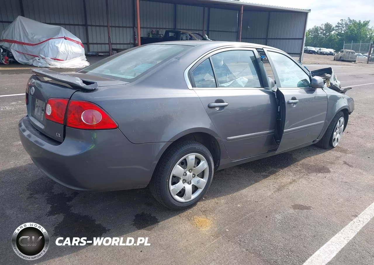 2008 Kia Optima Lx VIN:KNAGE123585245305 - 4