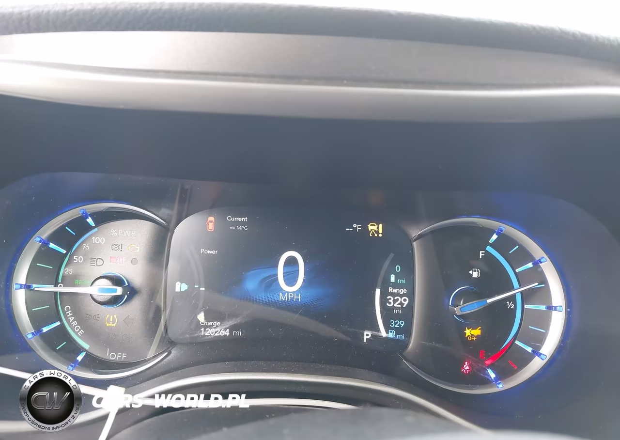 2021 Chrysler Pacifica Hybrid Touring L VIN:2C4RC1L71MR602897 - 7
