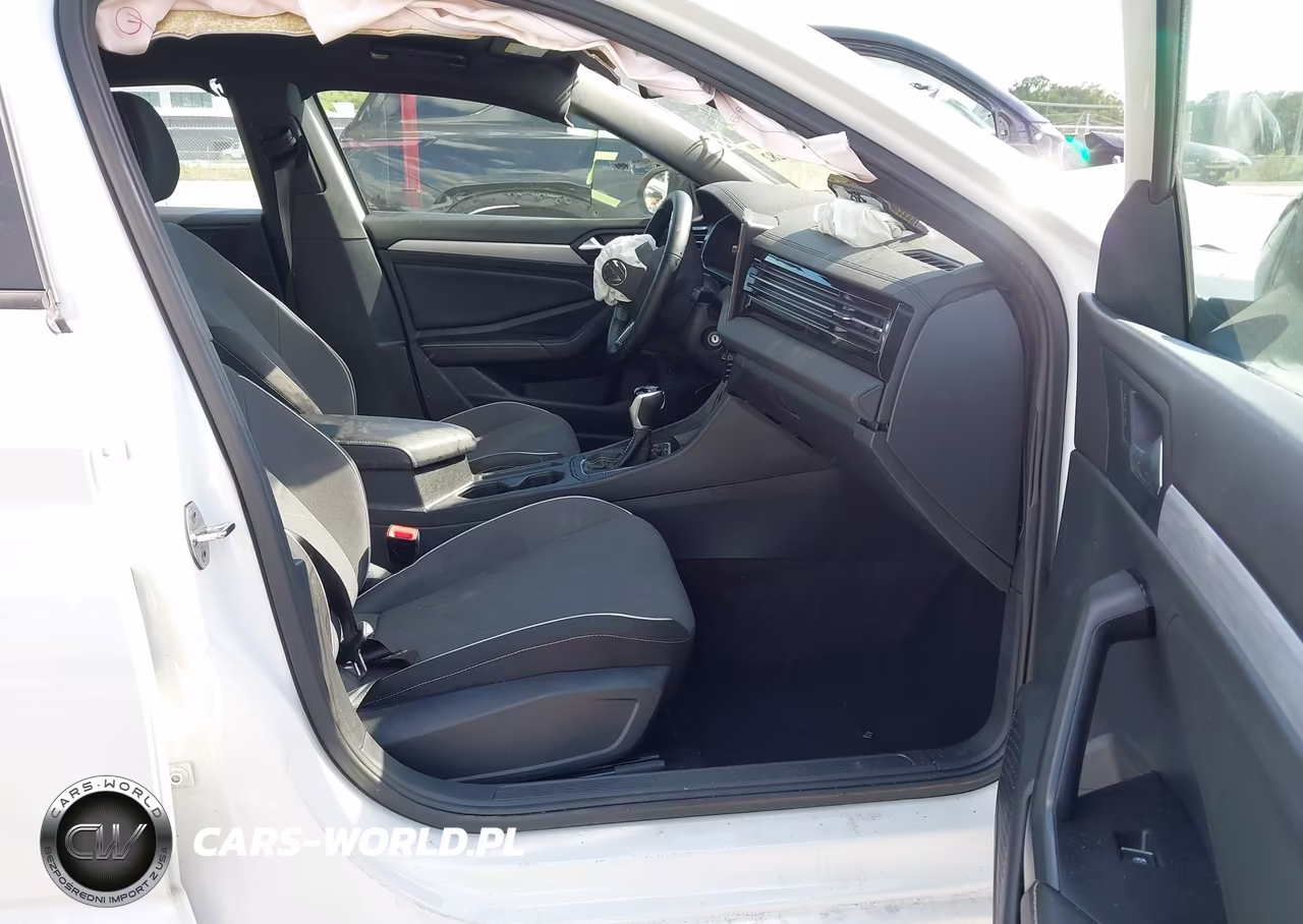 2025 Volkswagen Jetta 1.5T Sport VIN:3VWBX7BU0SM030447 - 5