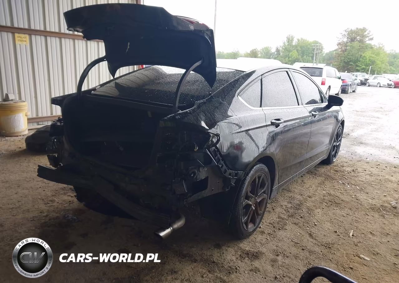2020 Ford Fusion Se VIN:3FA6P0HD2LR105209 - 4