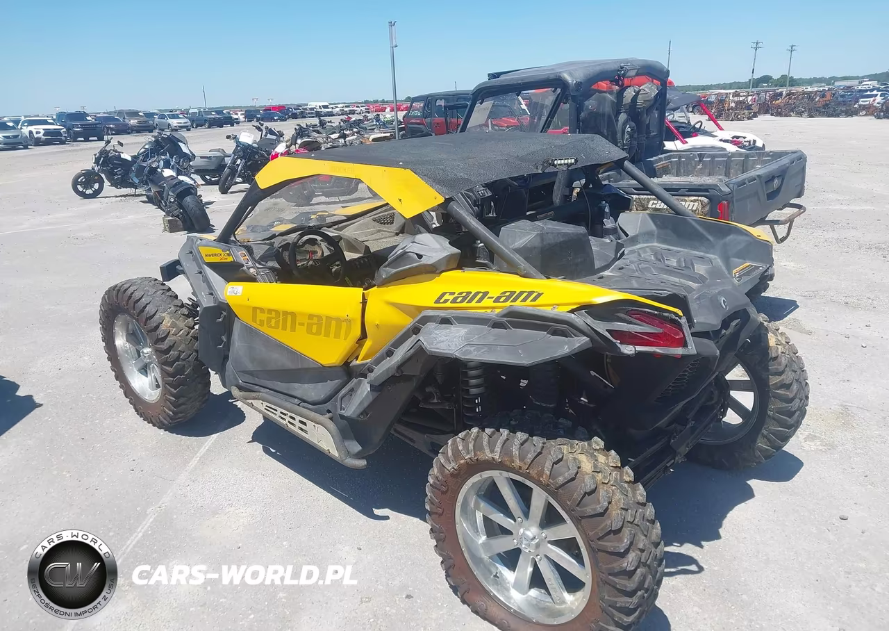2017 Can-Am Maverick X3 X Ds Turbo R VIN:3JBVDAW27HK000982 - 14