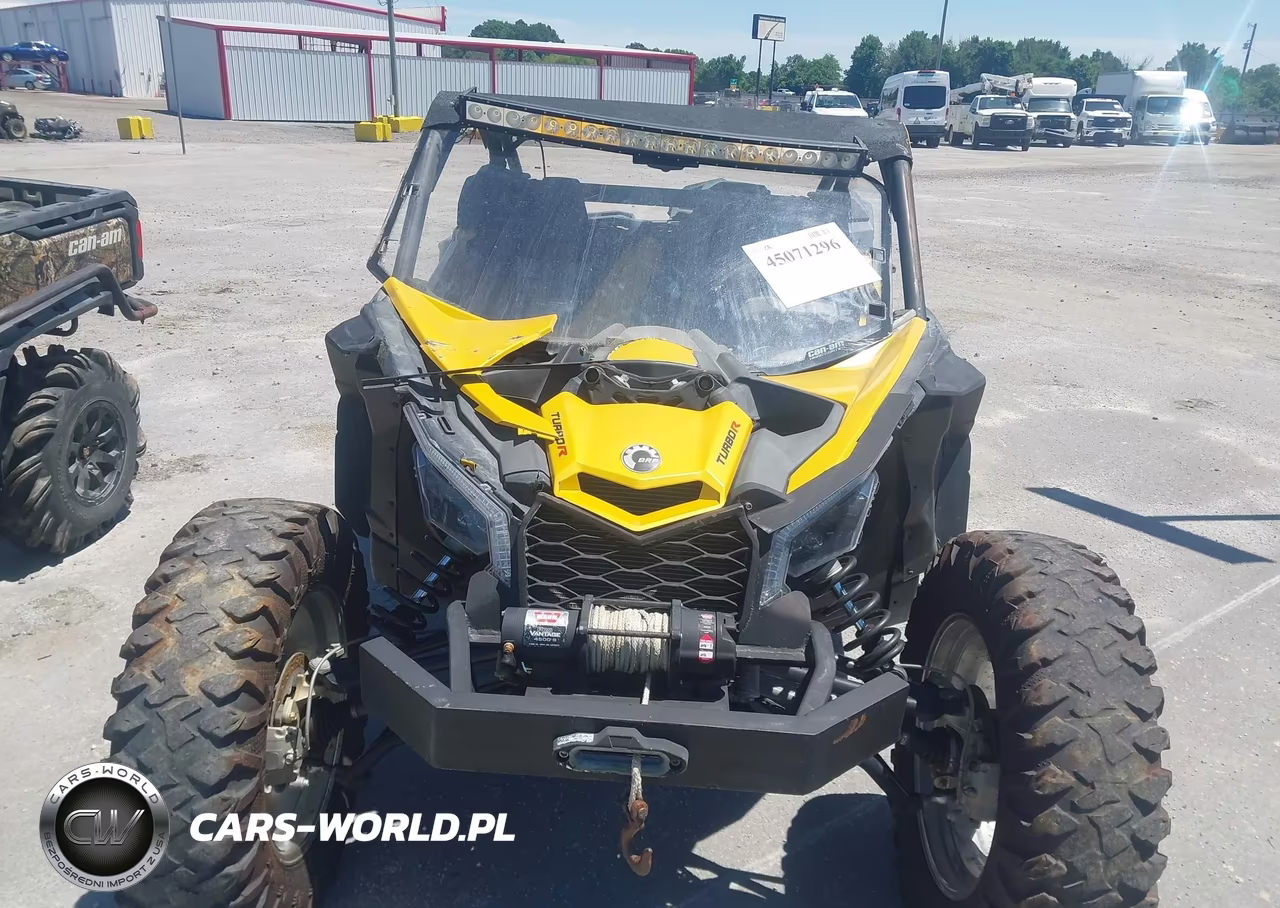 2017 Can-Am Maverick X3 X Ds Turbo R VIN:3JBVDAW27HK000982 - 5