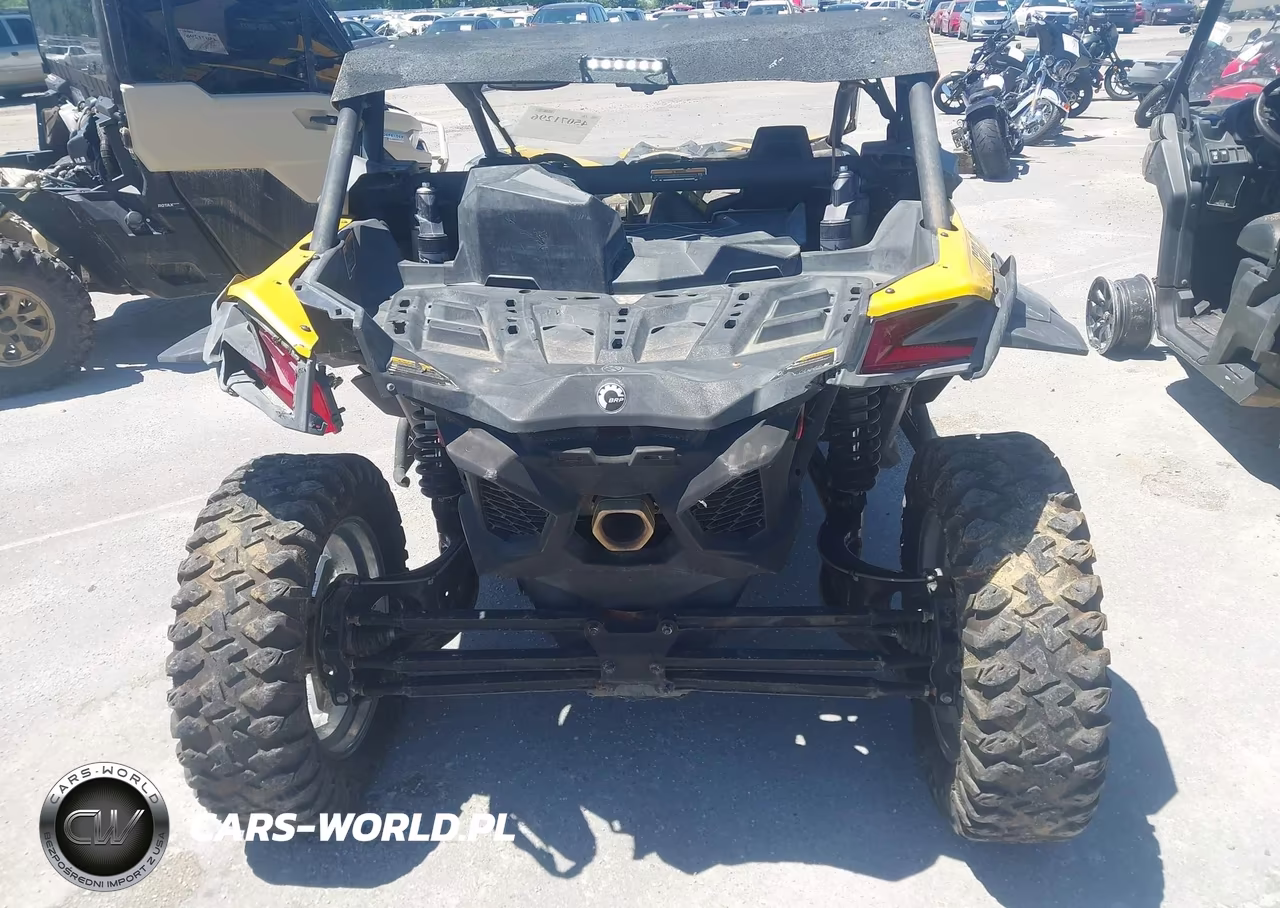 2017 Can-Am Maverick X3 X Ds Turbo R VIN:3JBVDAW27HK000982 - 6