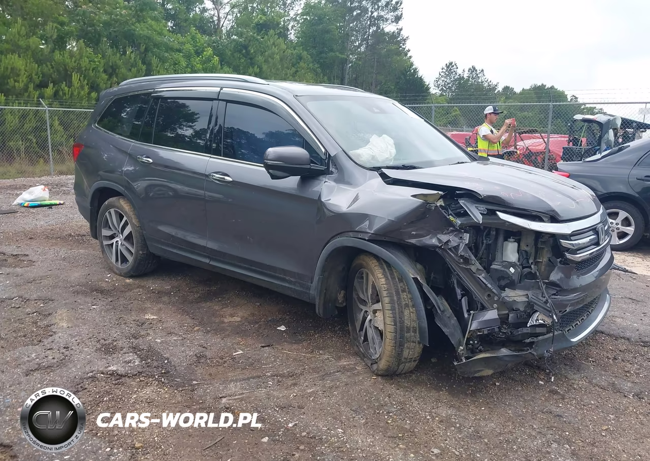 2018 Honda Pilot Touring – zdjęcie 1 z 16
