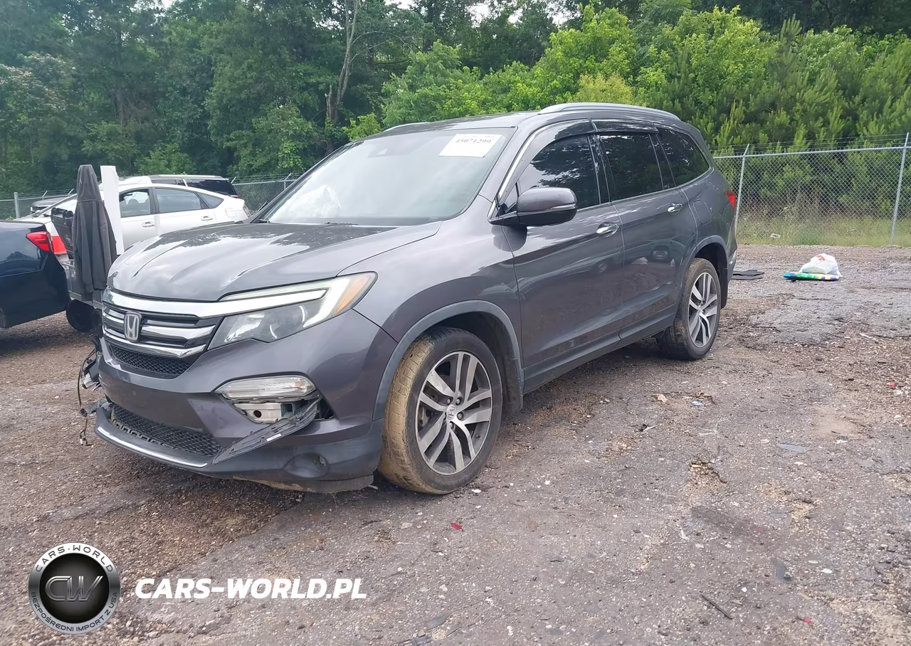 2018 Honda Pilot Touring VIN:5FNYF6H97JB044524 - 2