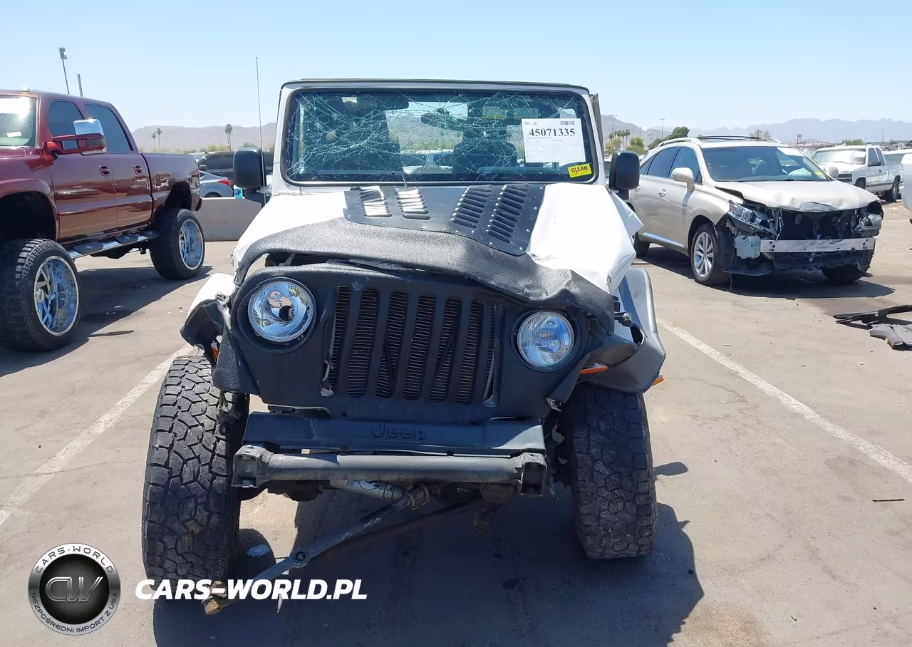 2005 Jeep Wrangler Unlimited Rubicon VIN:1J4FA64S45P327385 - 13