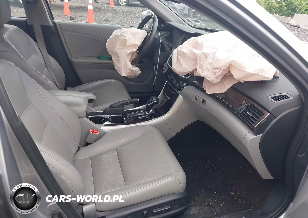 2017 Honda Accord Ex-L VIN:1HGCR2F91HA153904 - 5