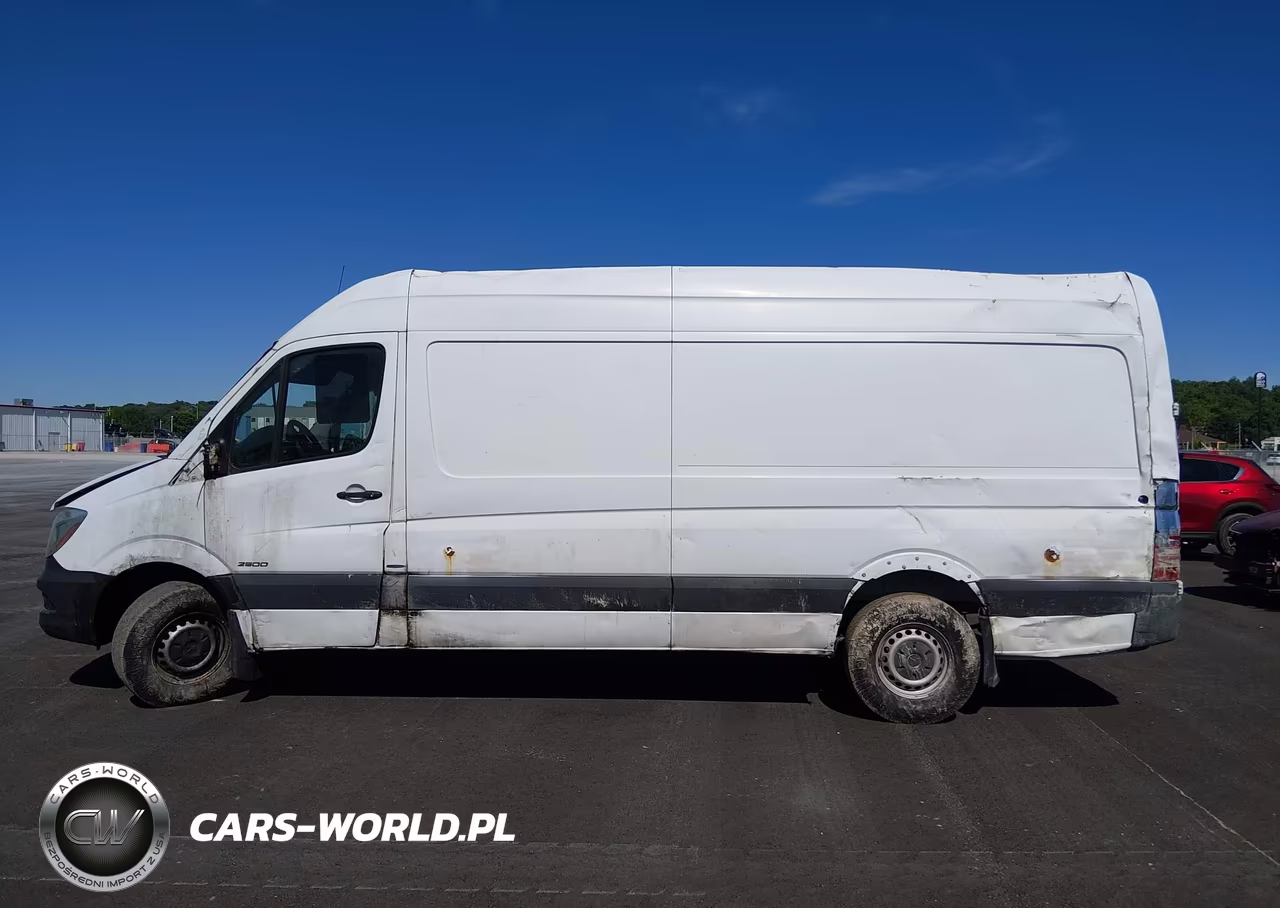 2016 Mercedes-Benz Sprinter 2500 High Roof VIN:WD3PE8DD2GP174529 - 13