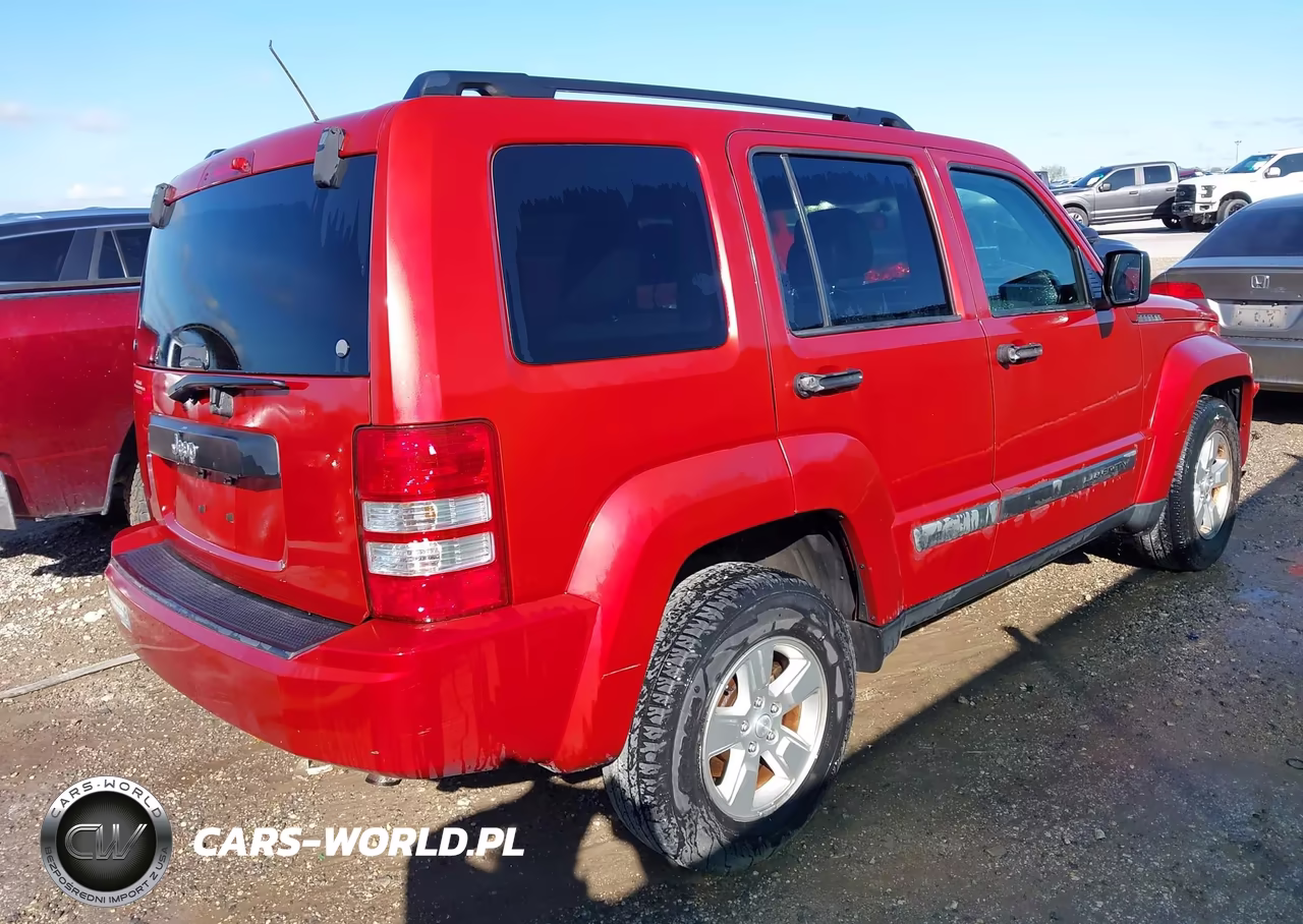 2010 Jeep Liberty Sport VIN:1J4PP2GK7AW114602 - 4