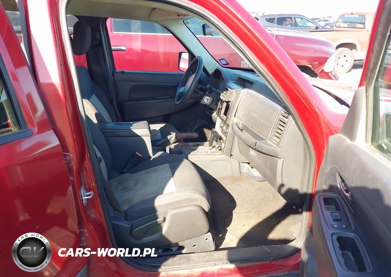 2010 Jeep Liberty Sport VIN:1J4PP2GK7AW114602 - 5