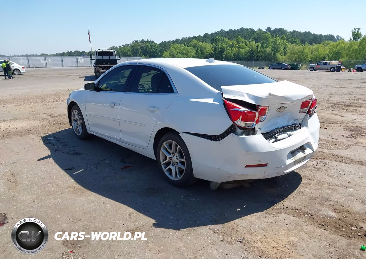 2014 Chevrolet Malibu 1Lt VIN:1G11C5SL9EF198719 - 3