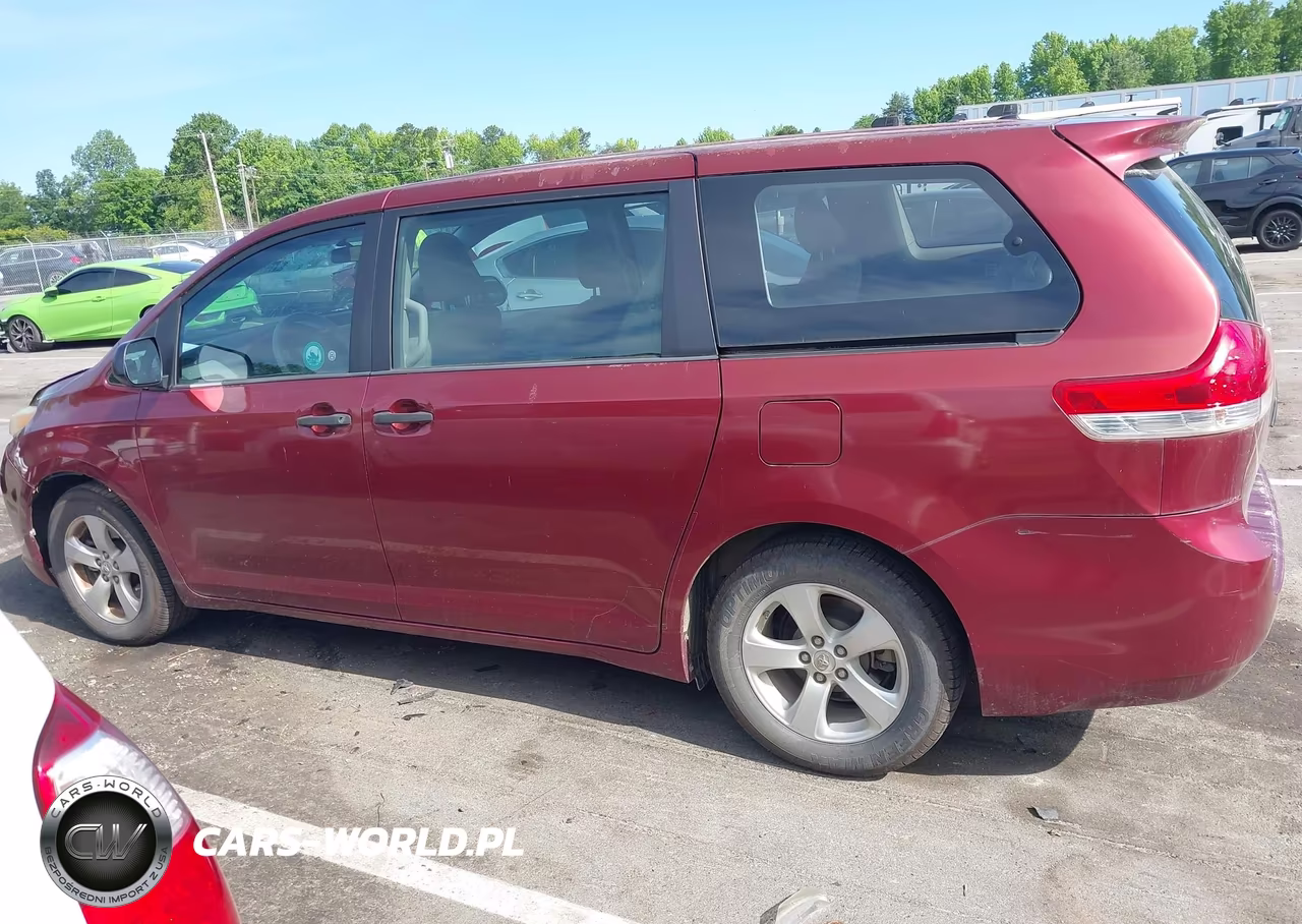 2012 Toyota Sienna Base V6 7 Passenger VIN:5TDZK3DC7CS247587 - 14