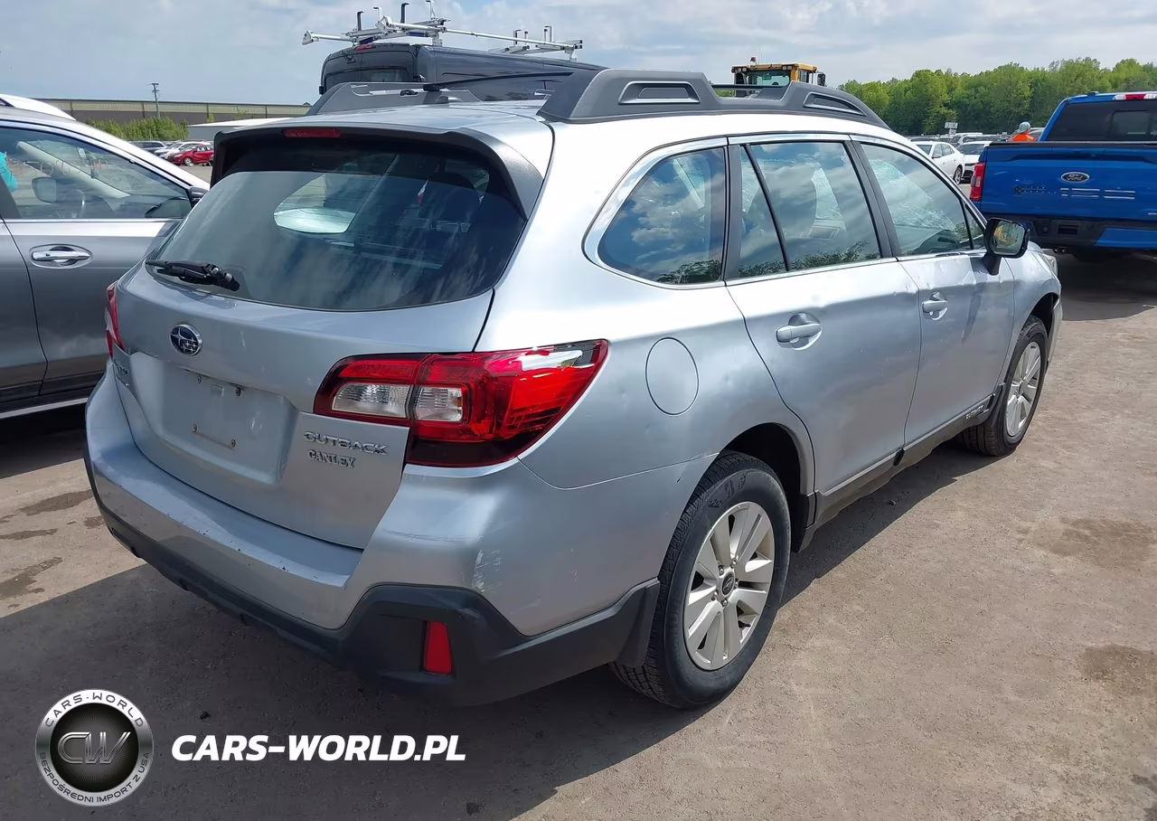 2019 Subaru Outback 2.5I VIN:4S4BSABC7K3240286 - 4