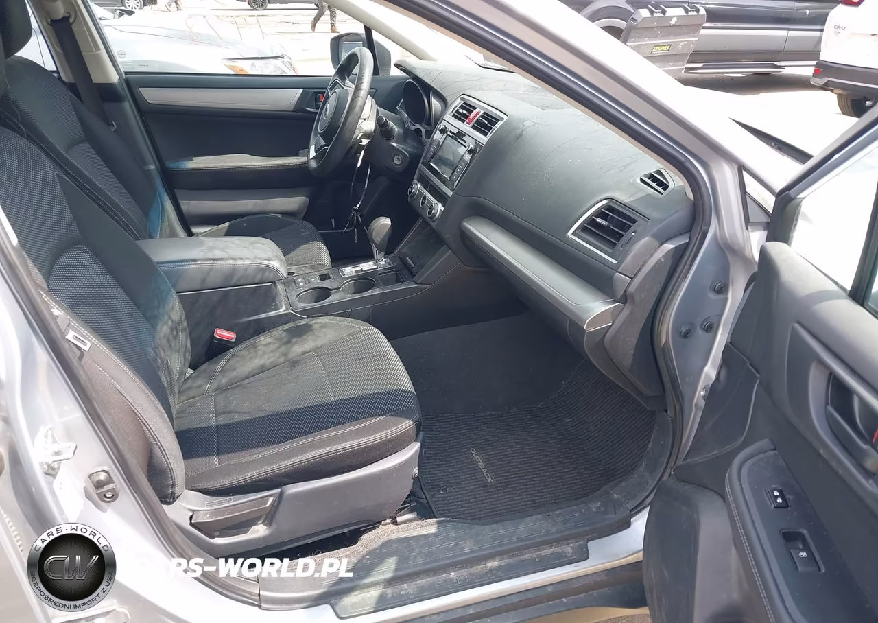 2019 Subaru Outback 2.5I VIN:4S4BSABC7K3240286 - 5