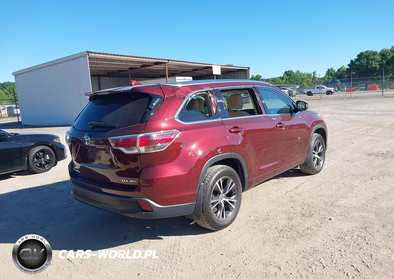 2016 Toyota Highlander Xle V6 VIN:5TDJKRFH9GS228800 - 4