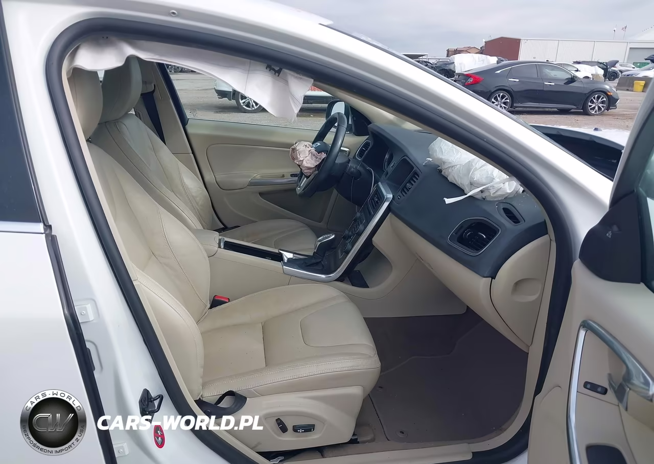 2013 Volvo S60 T5 Platinum VIN:YV1612FS0D1234550 - 5