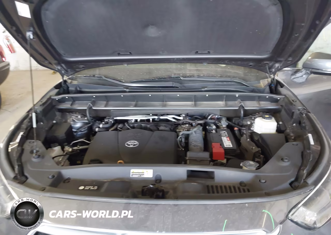 2022 Toyota Highlander Xle VIN:5TDGZRBH0NS236986 - 10
