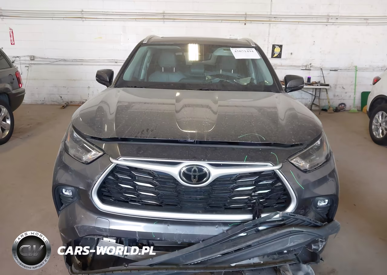 2022 Toyota Highlander Xle VIN:5TDGZRBH0NS236986 - 12