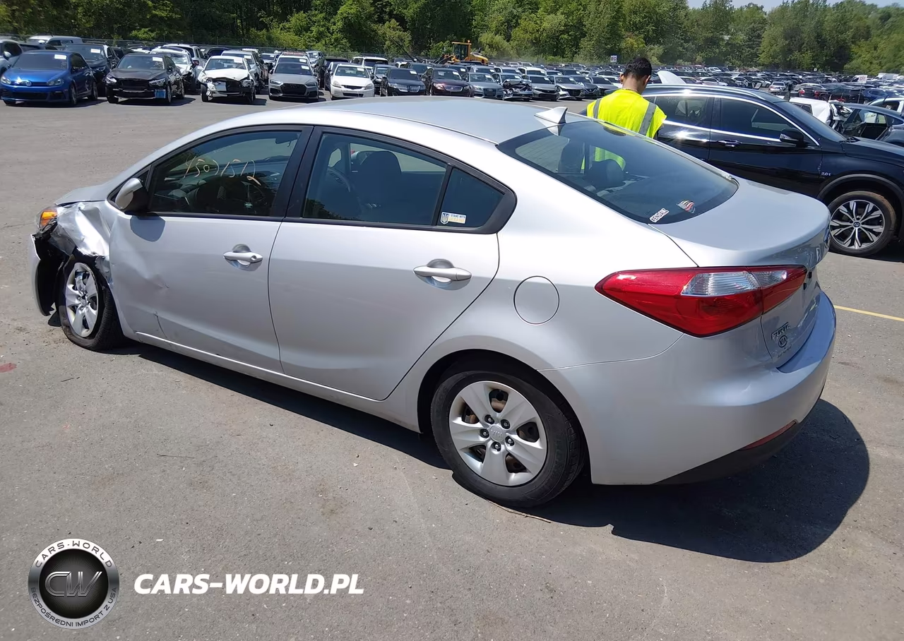 2016 Kia Forte Lx VIN:KNAFK4A60G5525648 - 3