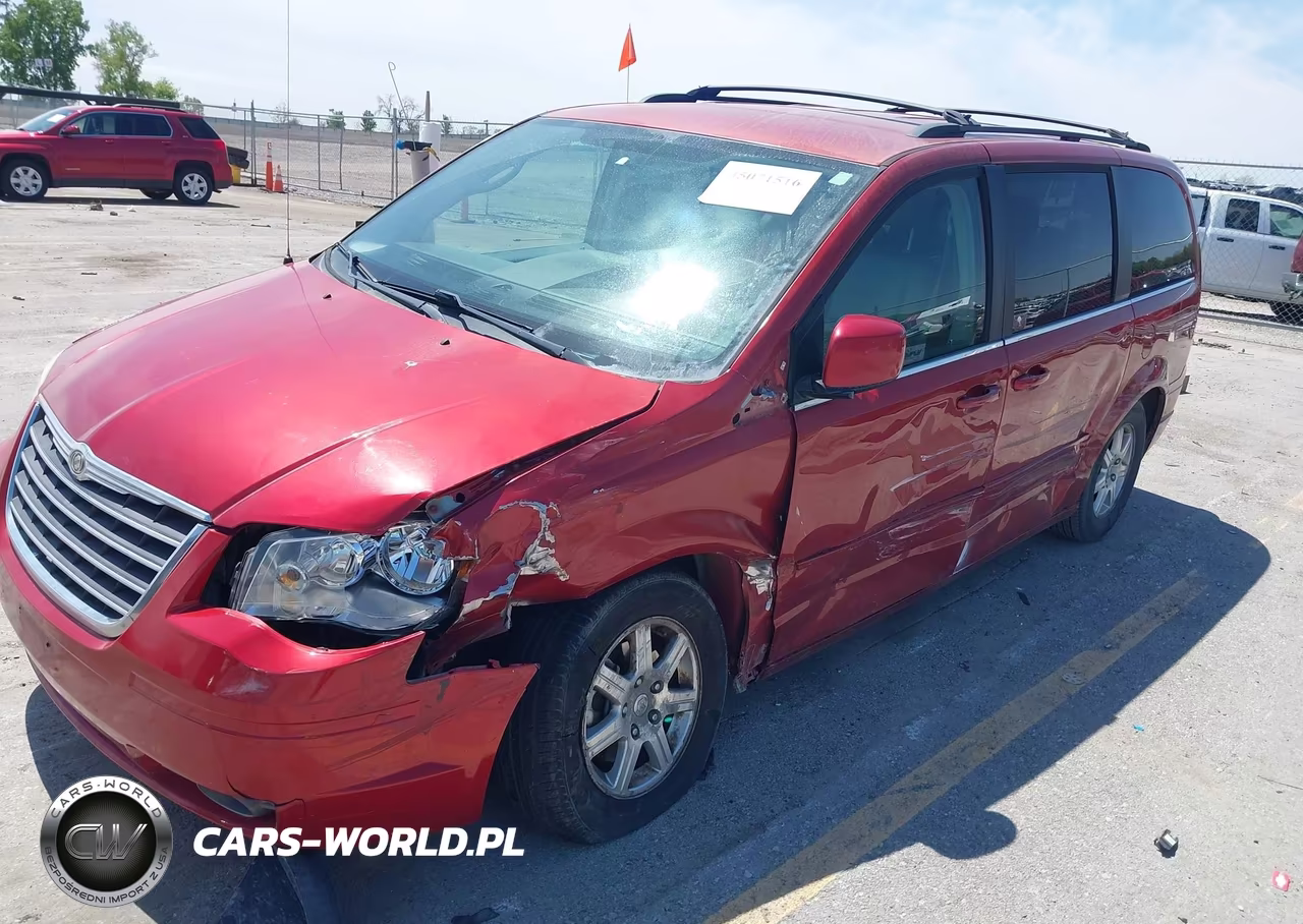 2008 Chrysler Town & Country Touring VIN:2A8HR54P18R701167 - 2