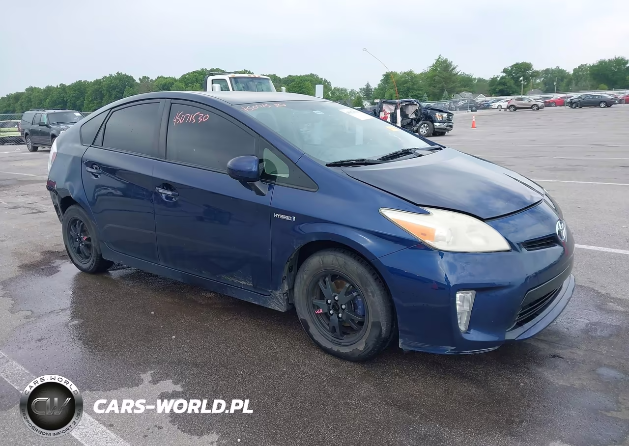2013 Toyota Prius Three