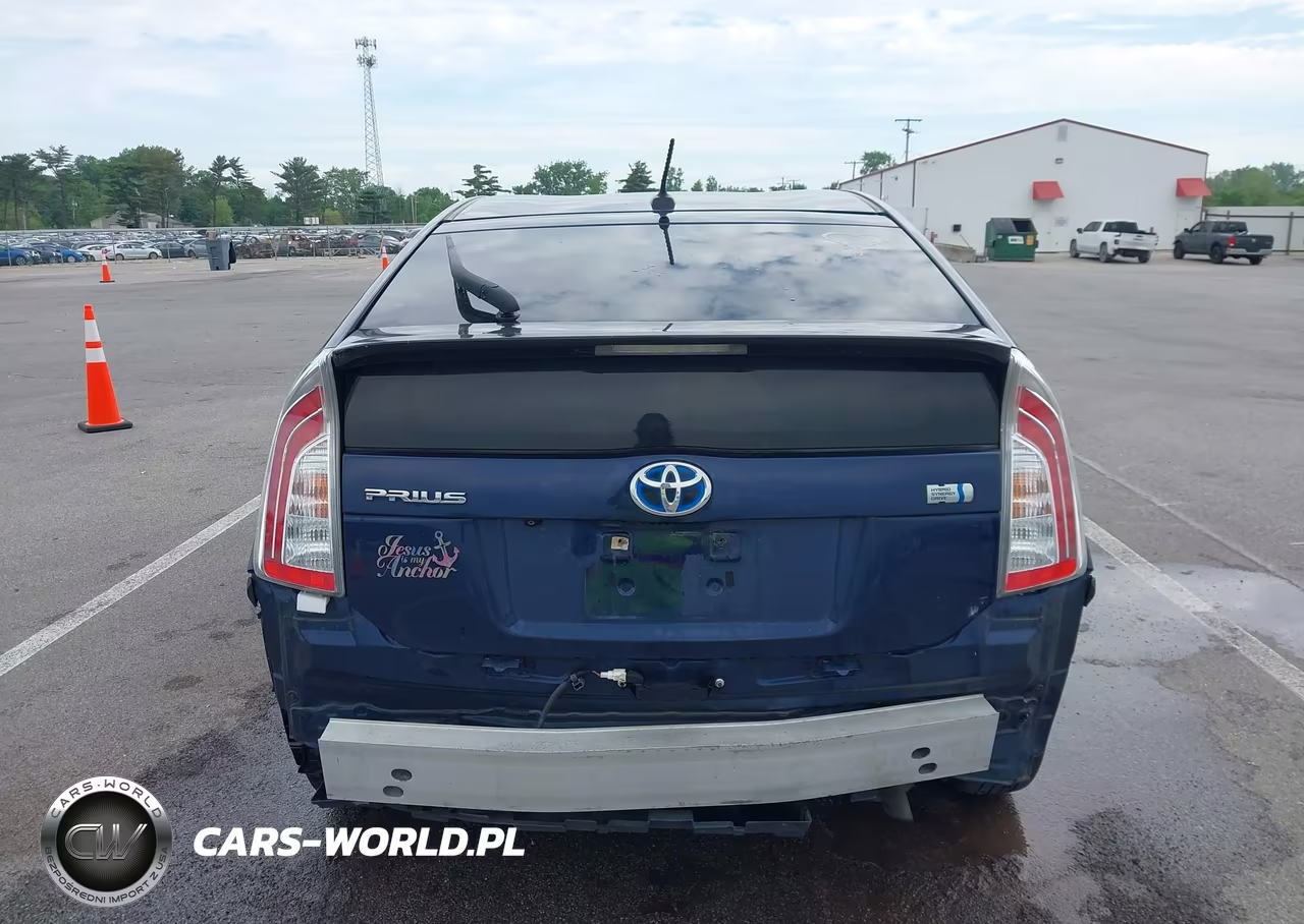 2013 Toyota Prius Three VIN:JTDKN3DU2D1620194 - 16