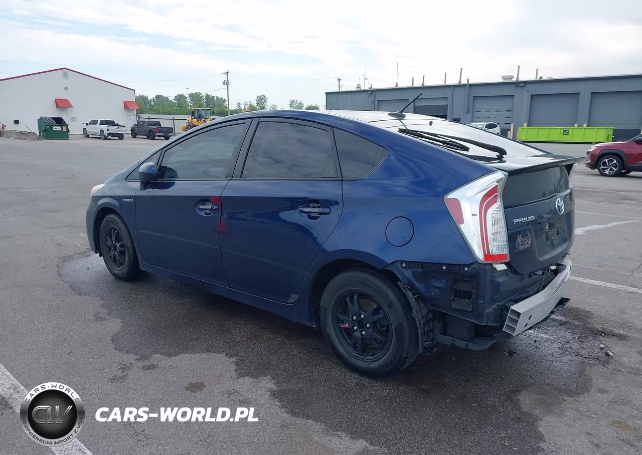 2013 Toyota Prius Three VIN:JTDKN3DU2D1620194 - 3