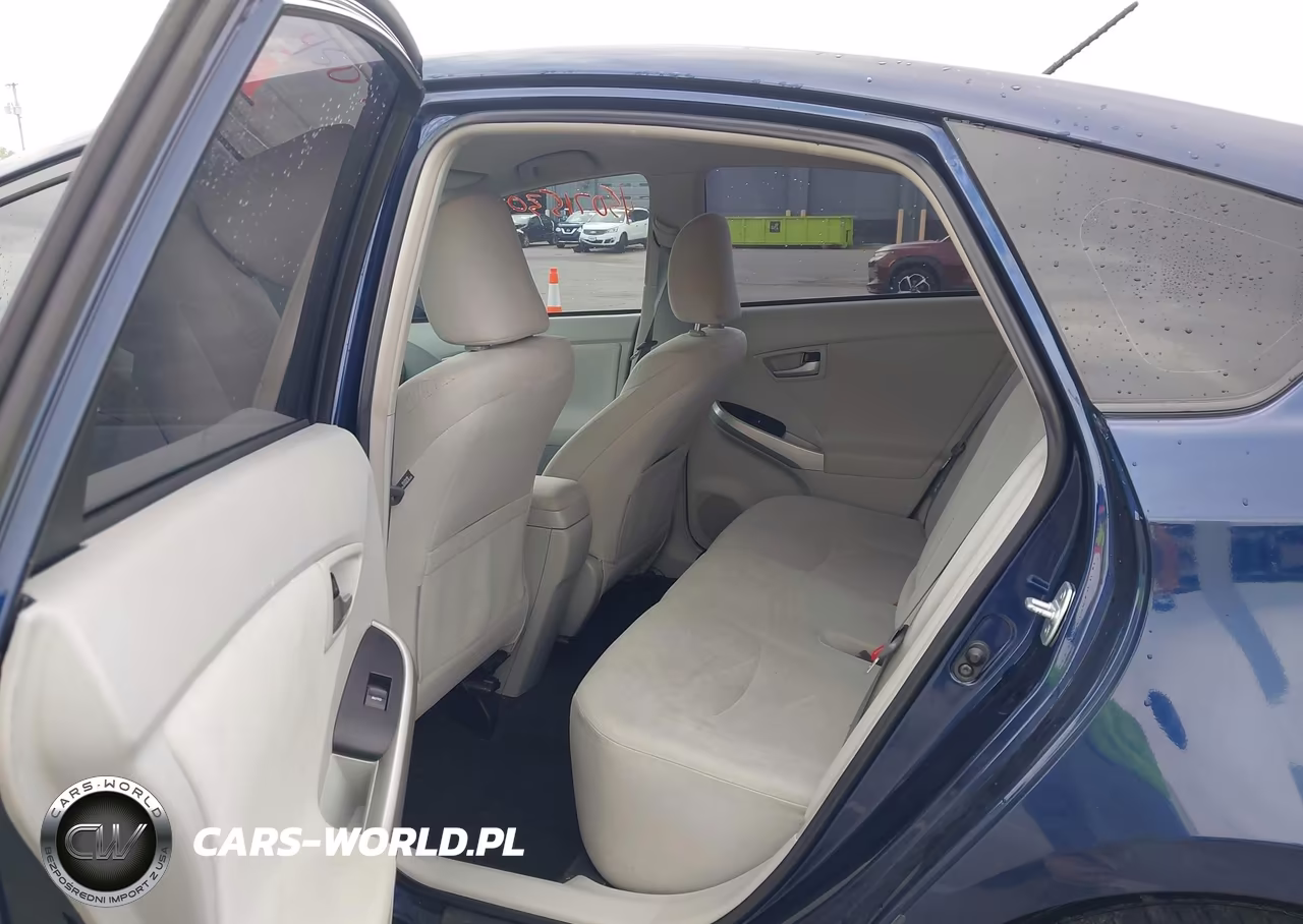 2013 Toyota Prius Three VIN:JTDKN3DU2D1620194 - 8