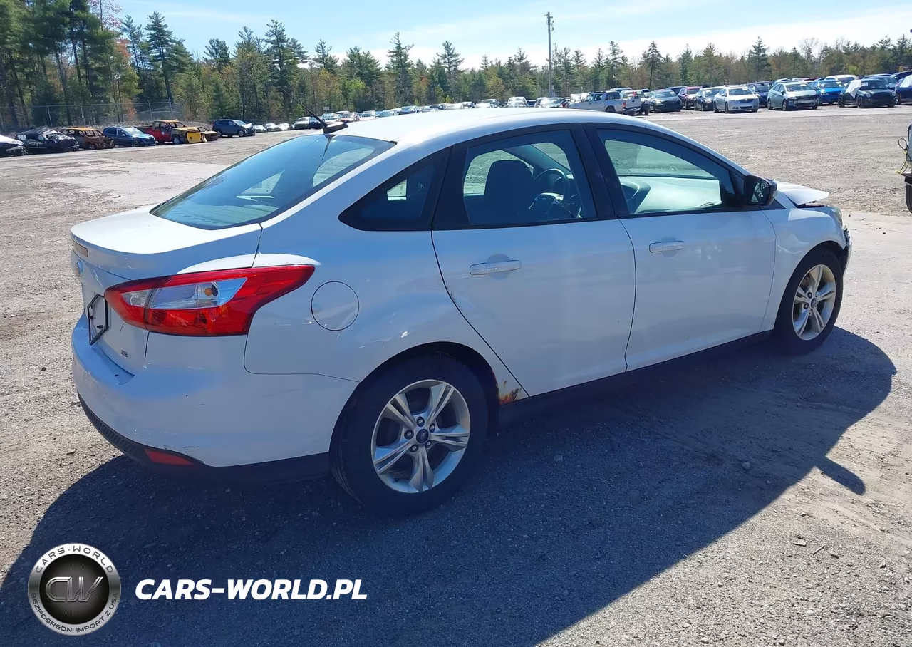 2013 Ford Focus Se VIN:1FADP3F2XDL304874 - 4