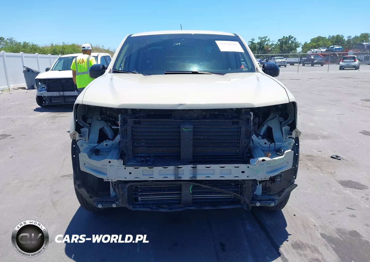 2024 Ford Maverick Xlt VIN:3FTTW8J97RRA79025 - 13
