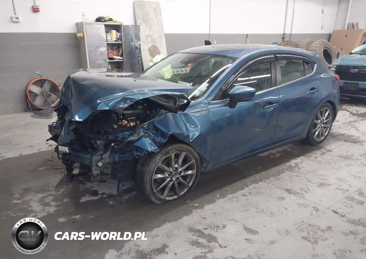 2018 Mazda Mazda3 Touring VIN:3MZBN1L37JM239322 - 2