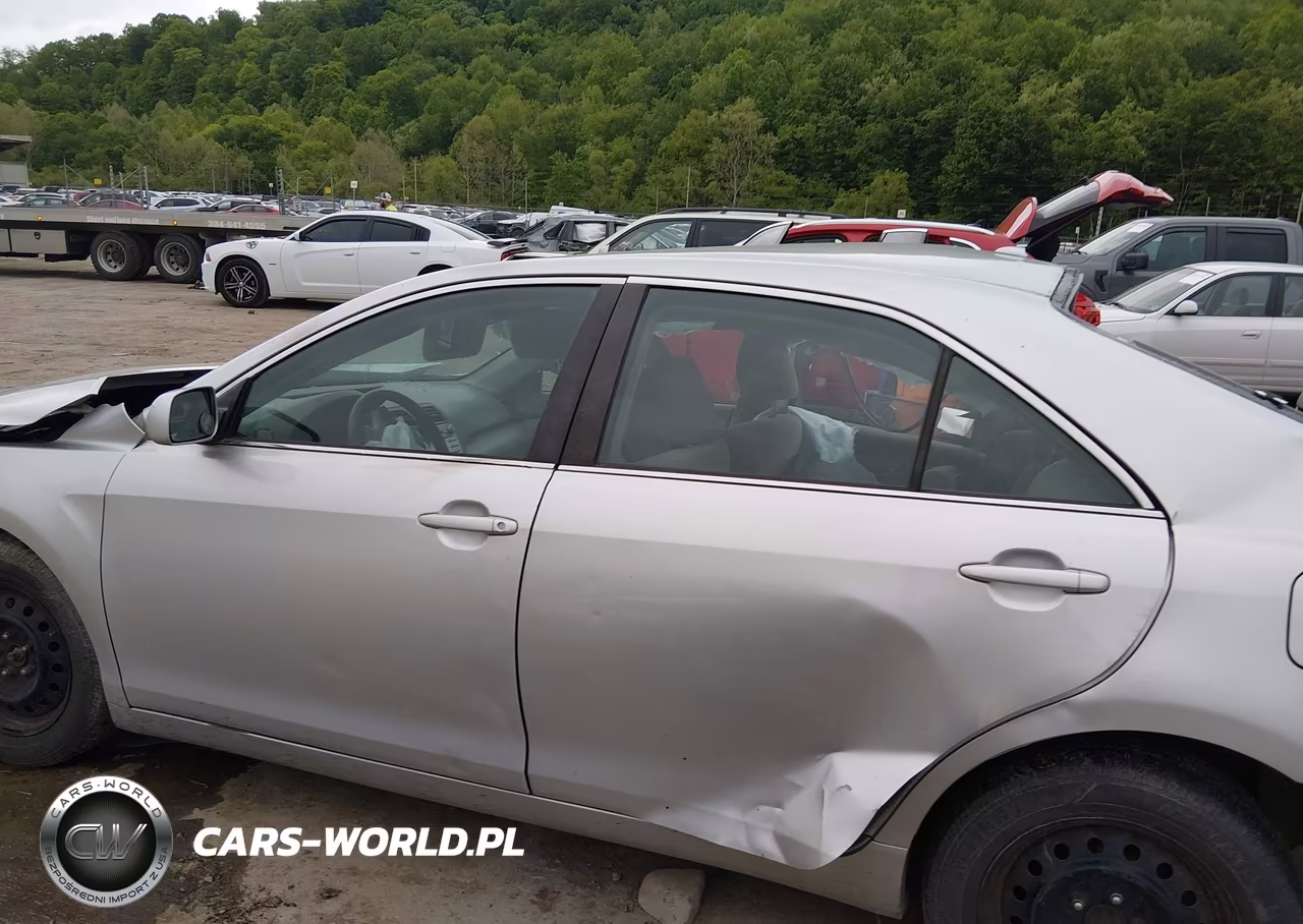 2011 Toyota Camry Le VIN:4T1BF3EK8BU696410 - 14