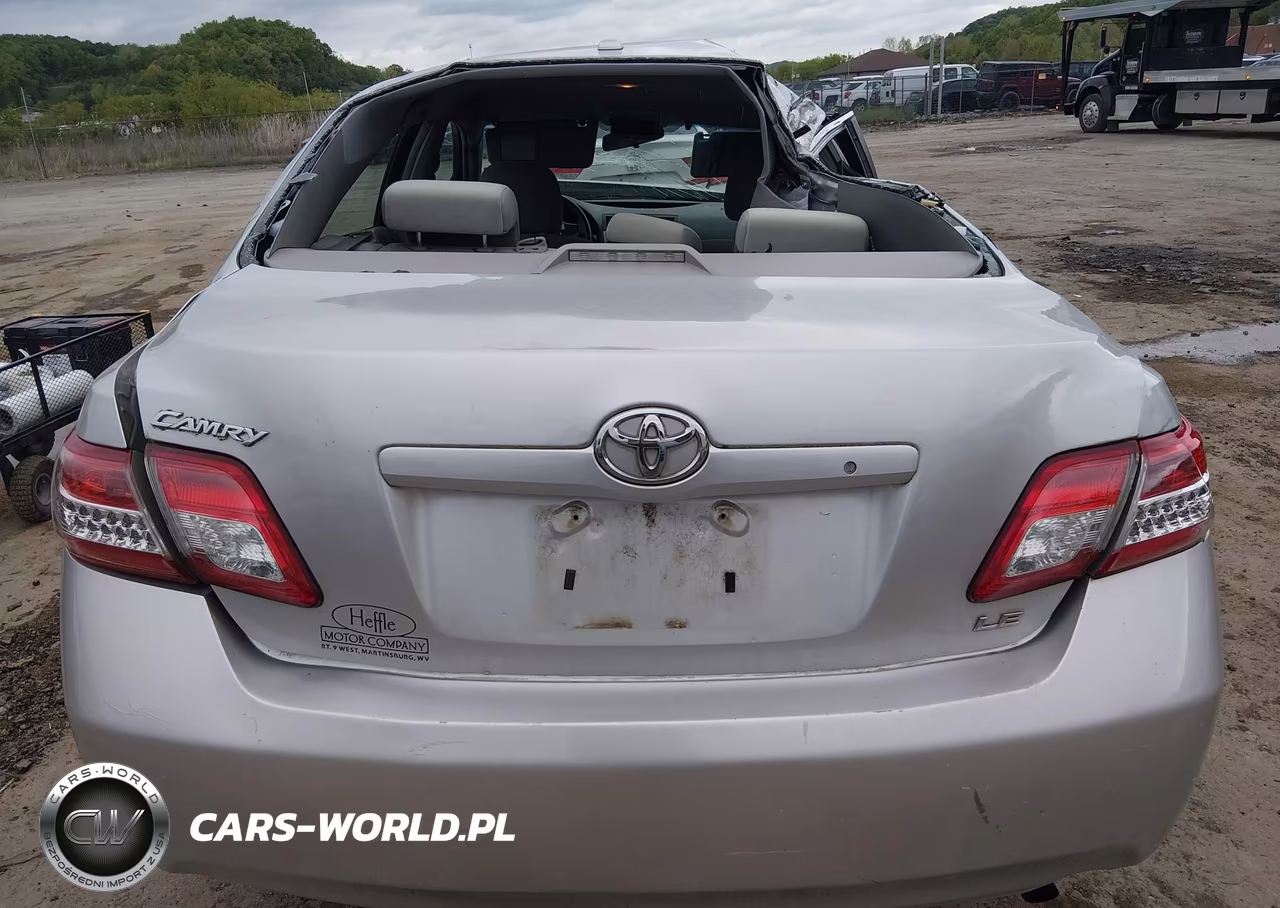 2011 Toyota Camry Le VIN:4T1BF3EK8BU696410 - 16