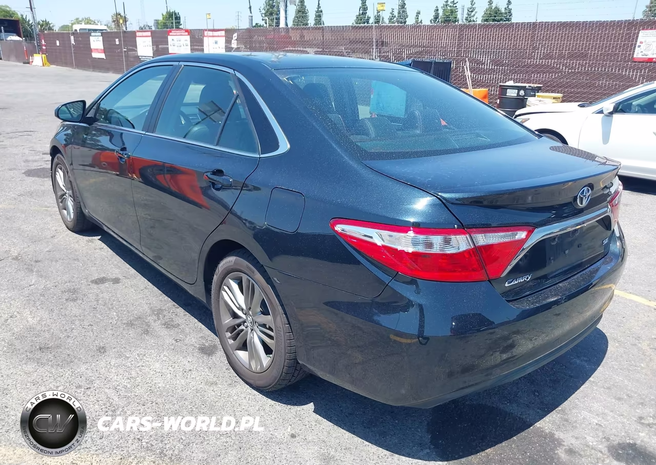 2017 Toyota Camry Se VIN:4T1BF1FK8HU714867 - 3