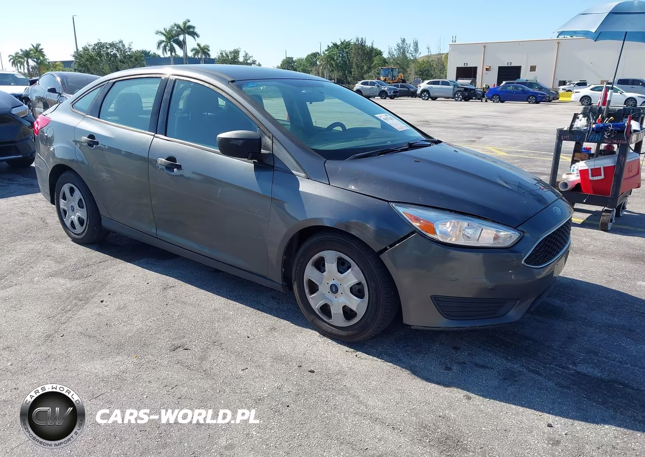 Główne zdjęcie 2017 Ford Focus S