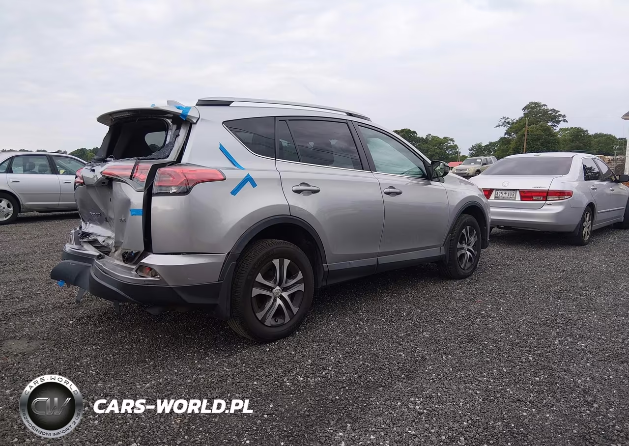 2017 Toyota Rav4 Le VIN:2T3ZFREV6HW335446 - 4