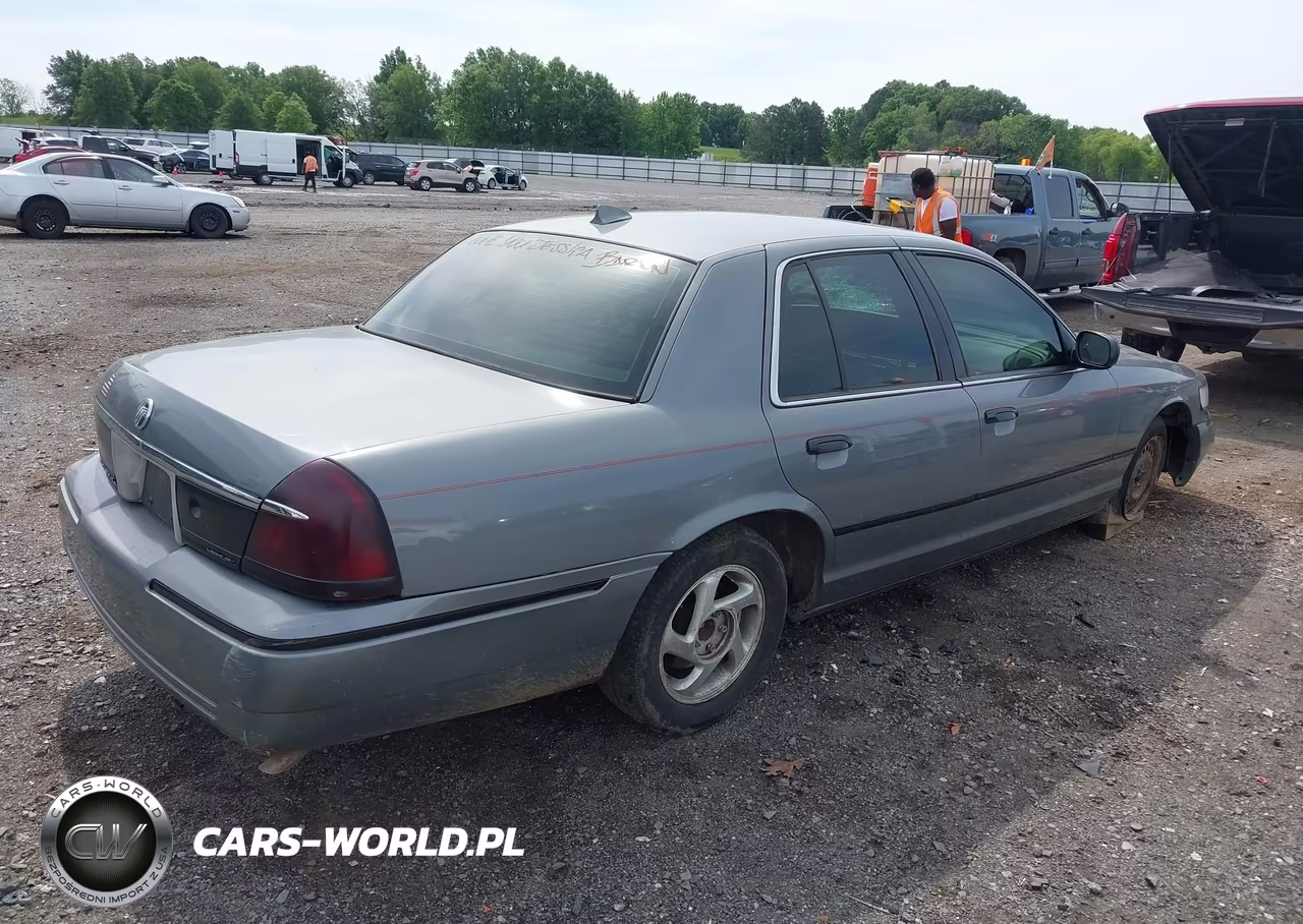2000 Mercury Grand Marquis Gs VIN:2MEFM74W4YX635529 - 4