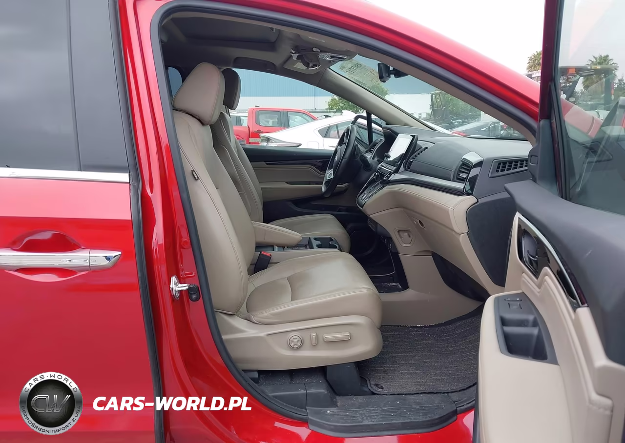2023 Honda Odyssey Touring VIN:5FNRL6H82PB061664 - 5