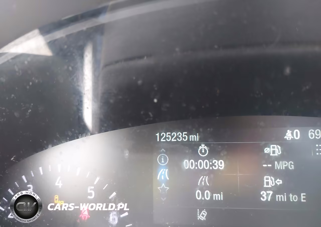 2020 Ford Escape Se VIN:1FMCU0G64LUB83682 - 16