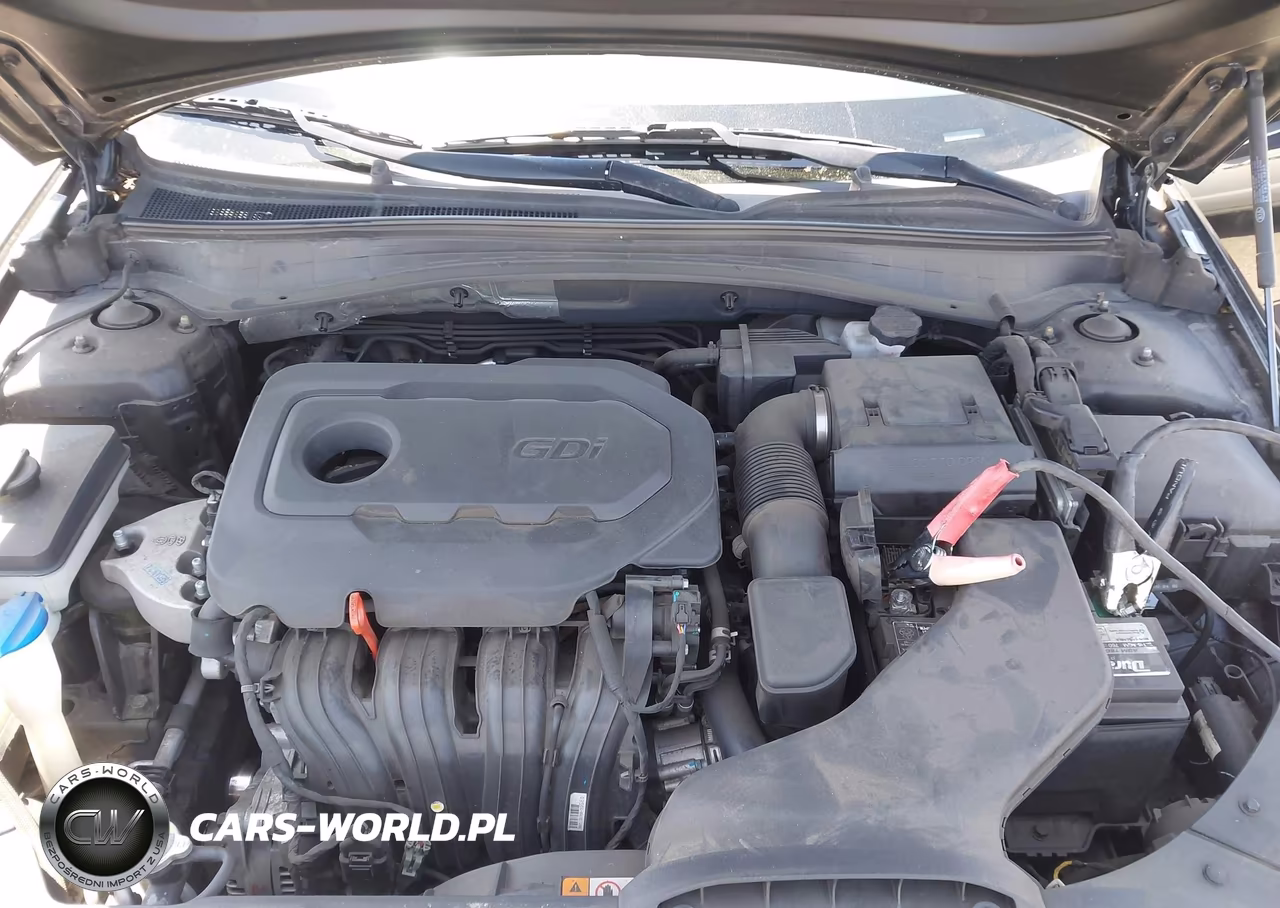 2019 Kia Optima S VIN:5XXGT4L36KG365724 - 10