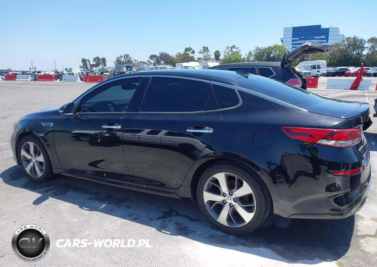 2019 Kia Optima S VIN:5XXGT4L36KG365724 - 14